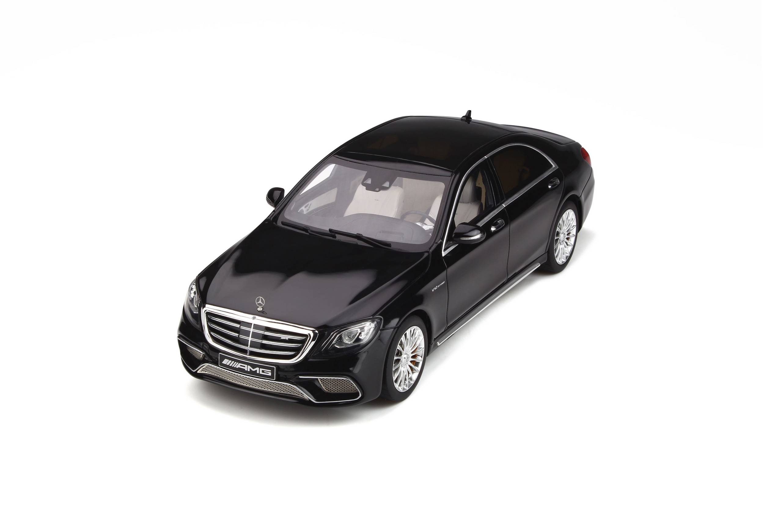 gt228-mercedes-amg-s-65-06