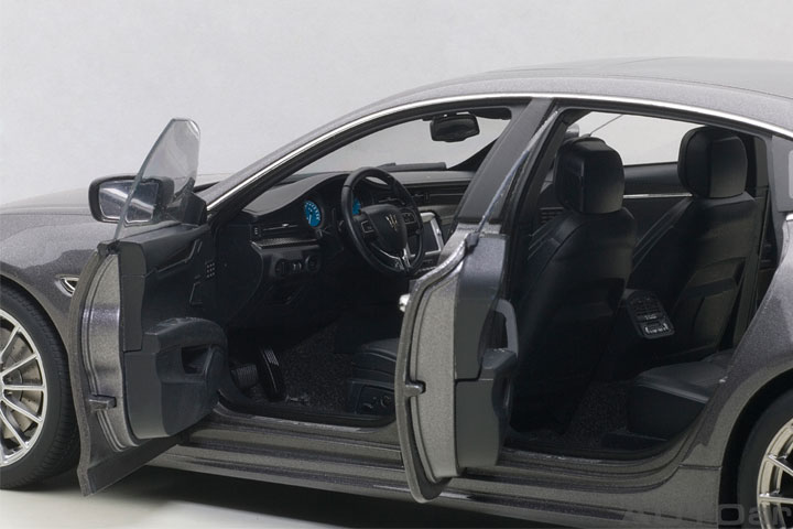 Maserati Quattroporte GTS 2015 (4)