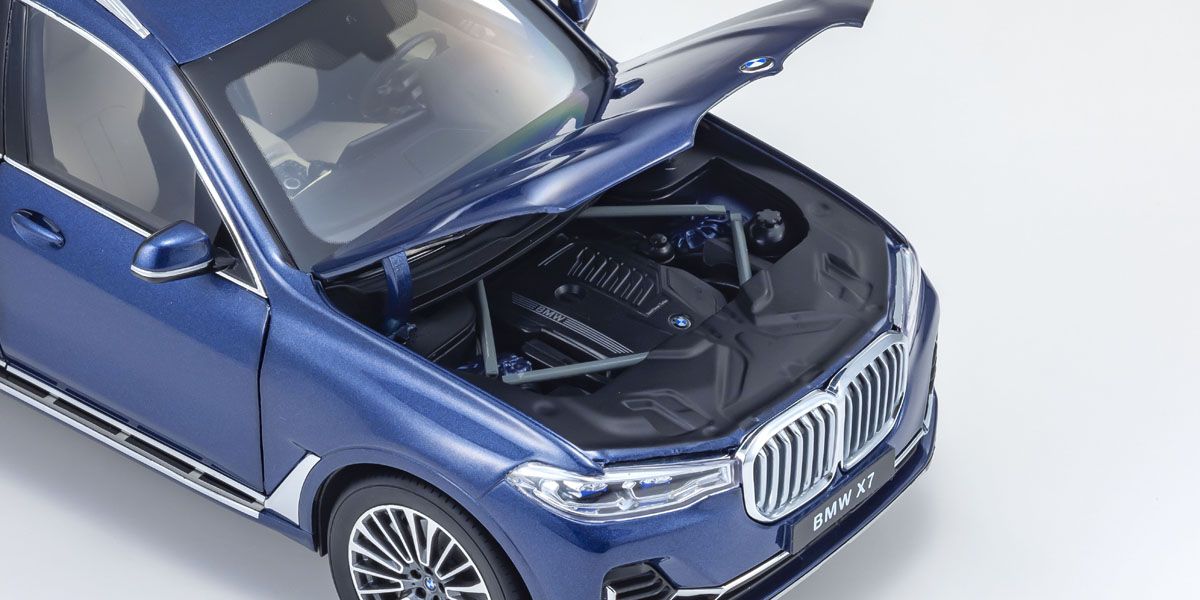 BMW X7 Kyosho (8)