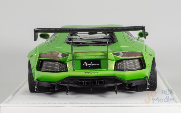 Lamborghini LP700-4 LB AVENTADOR 1-18 JUC (6)