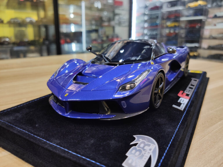 Ferrari Laferrari Rafa 1:18 BBR model ( Blue ) -