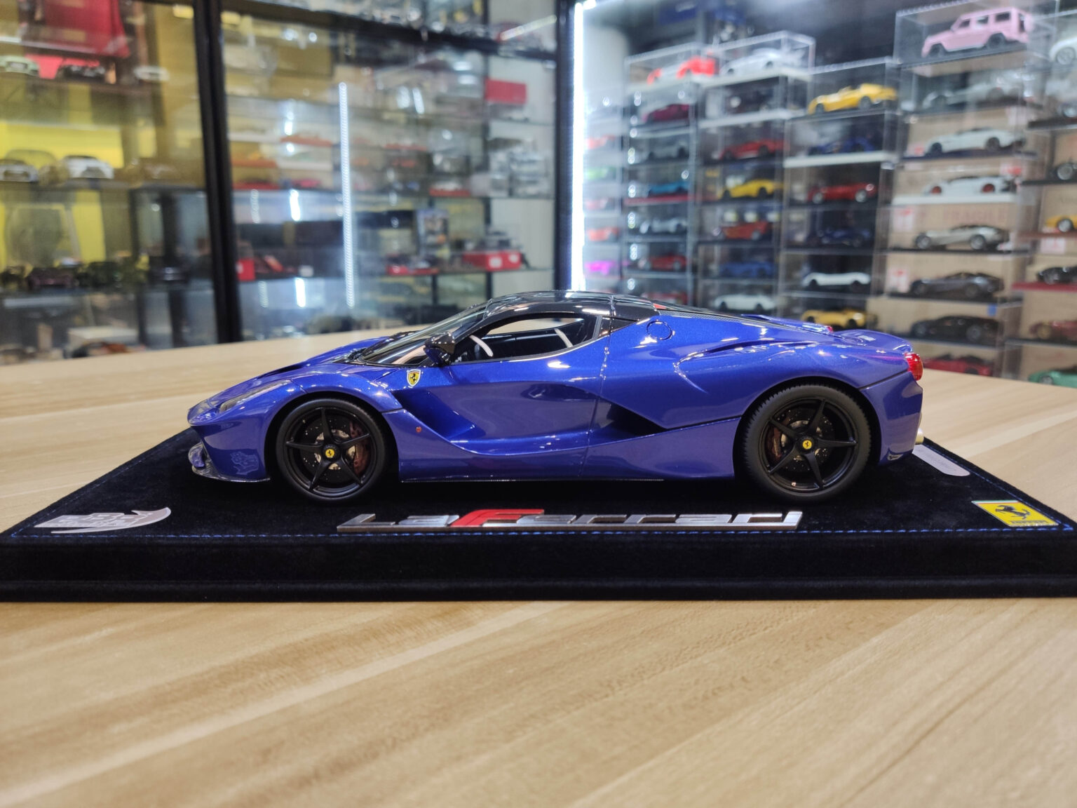 Ferrari Laferrari Rafa 1:18 BBR model ( Blue ) -