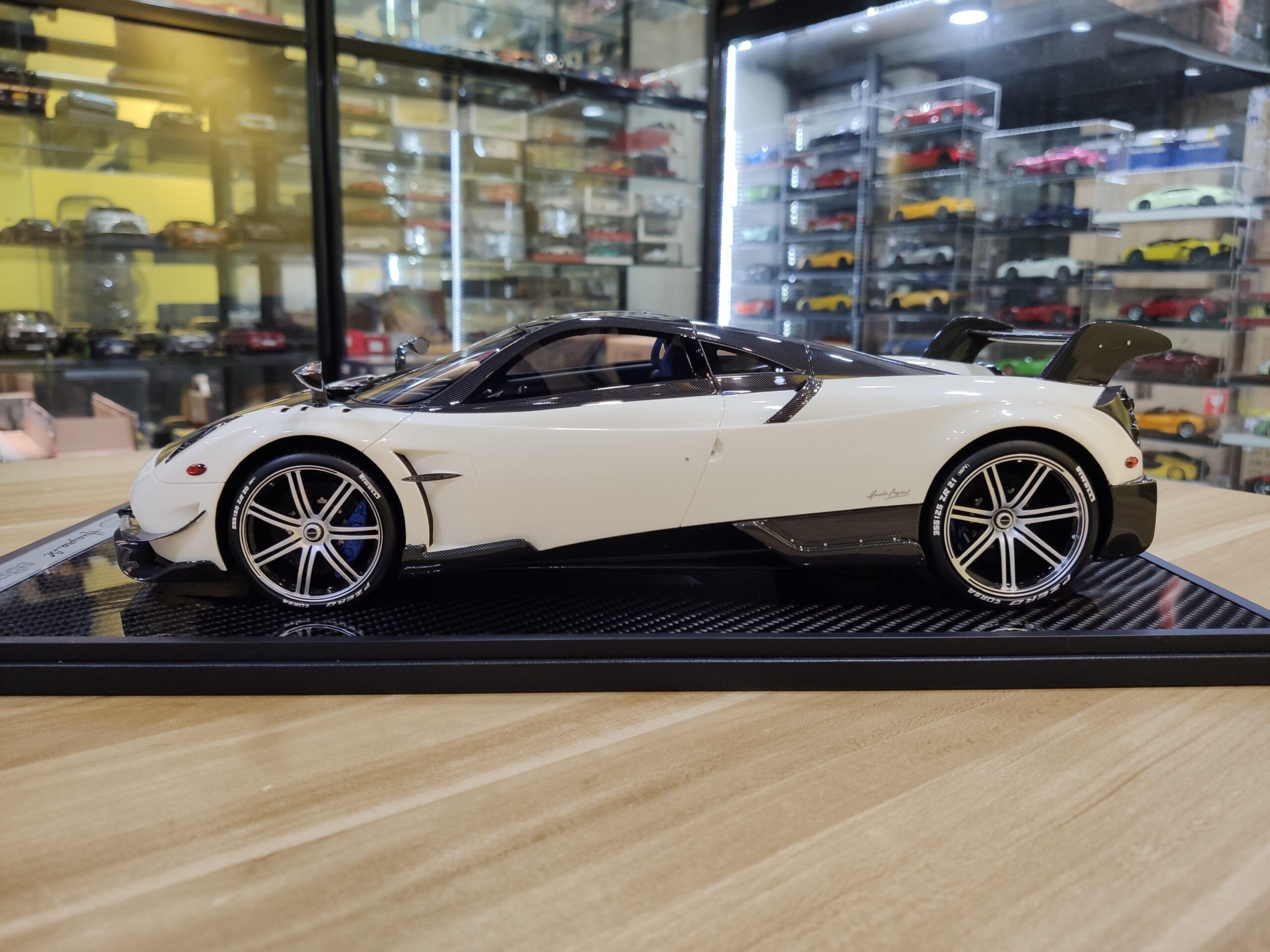 Pagani Huayra BC 1-12 BBR (15)