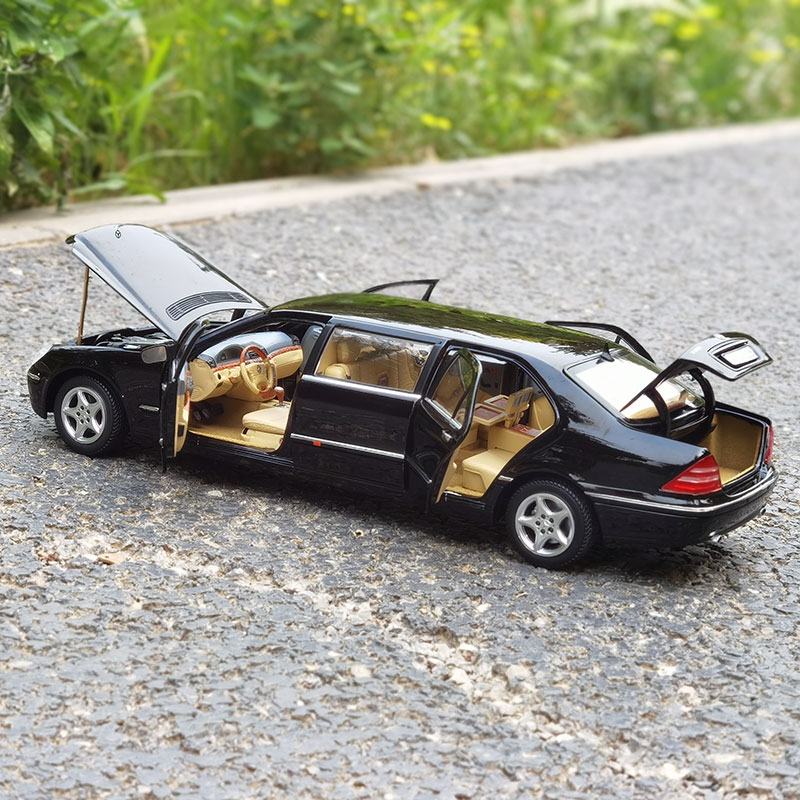 Mercedes-Benz S600 W220 Pullman 2000 Sunstar 1:18 ( Black ) -
