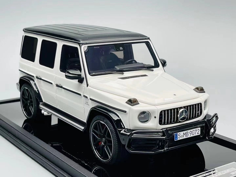 Mercedes-Benz G63 AMG 1-18 MotorHelix (3)
