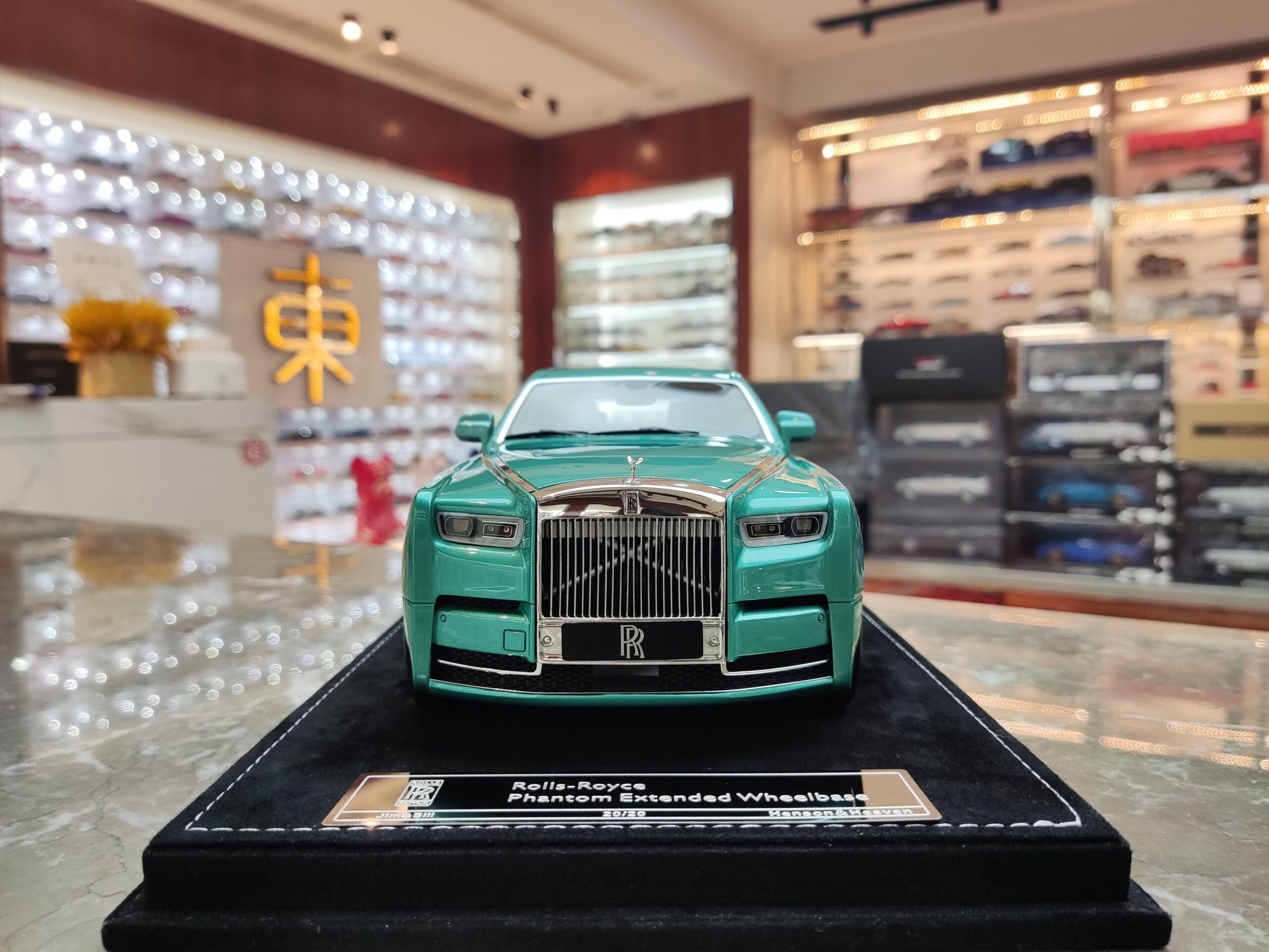 Rolls-Royce Phantom Extended Wheelbase thế hệ thứ VIII 1-18 HH Model (8)