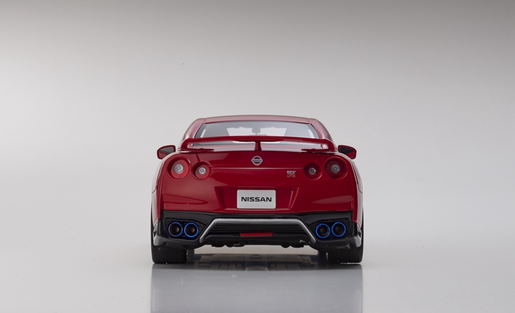 Nissan GTR R35 2020 Kyosho 1-18 (5)
