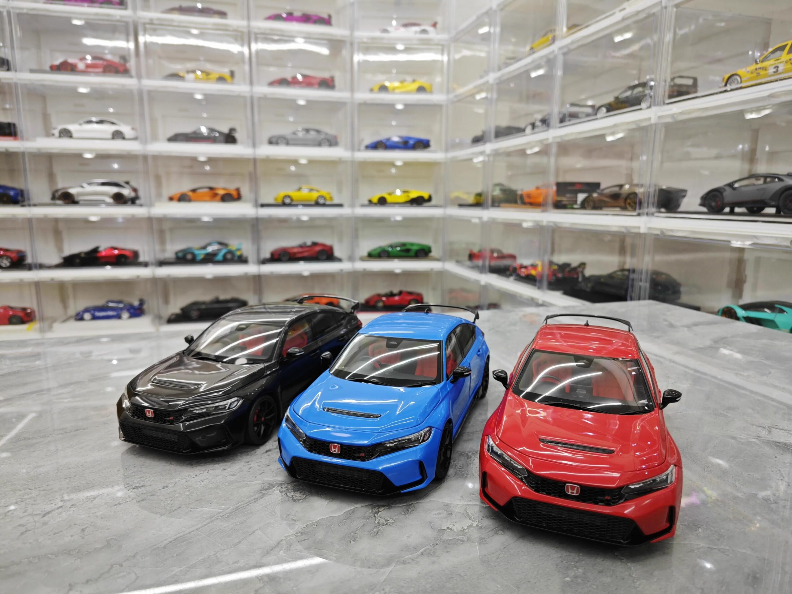 Honda Civic Type R FL5 1-18 MotorHelix (1)
